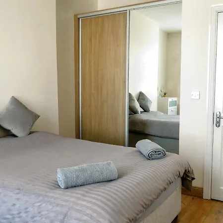 Apartment Central Apartment, Two Double Bedrooms